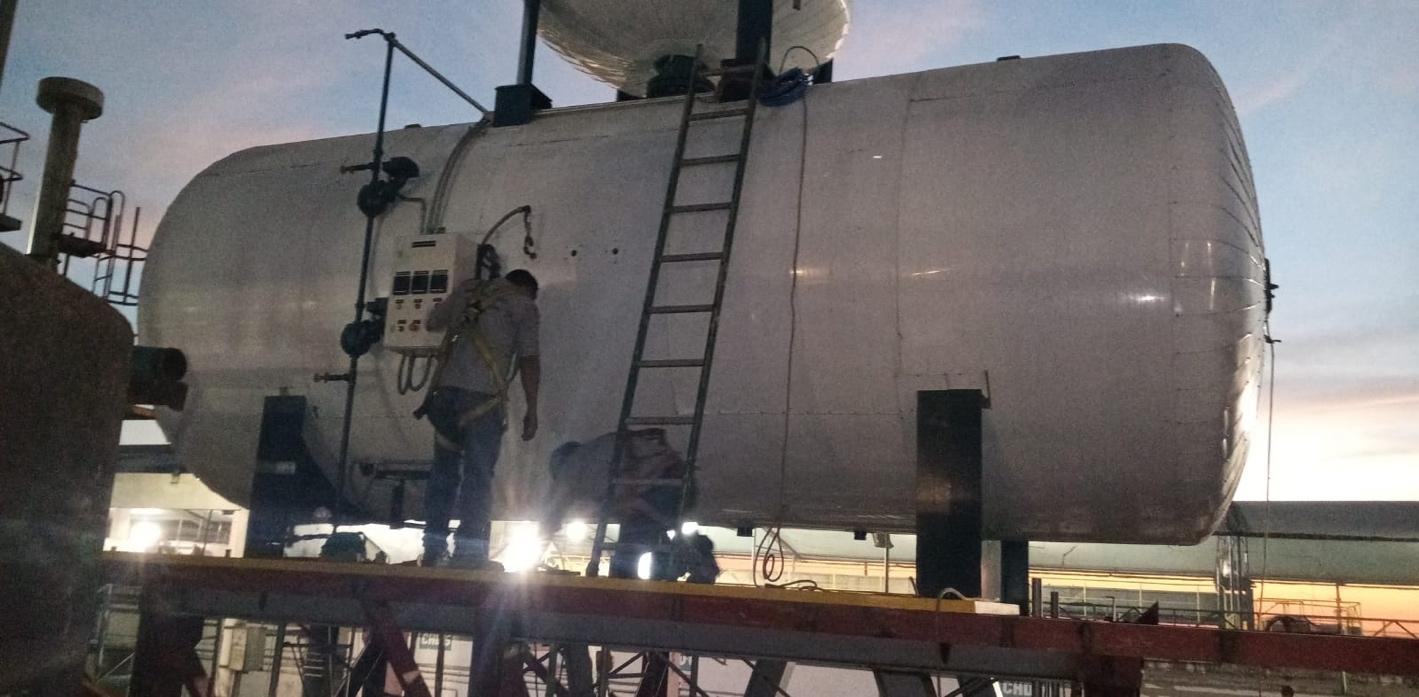 Imagen de galería: Tanque desaereador – Pesquera Austral